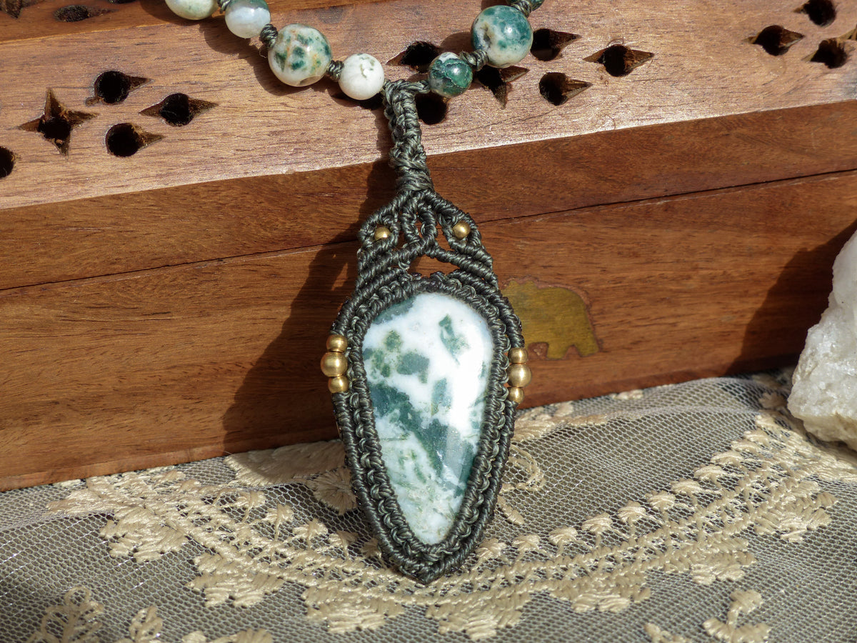 Forest Essence - Baumachat Kette