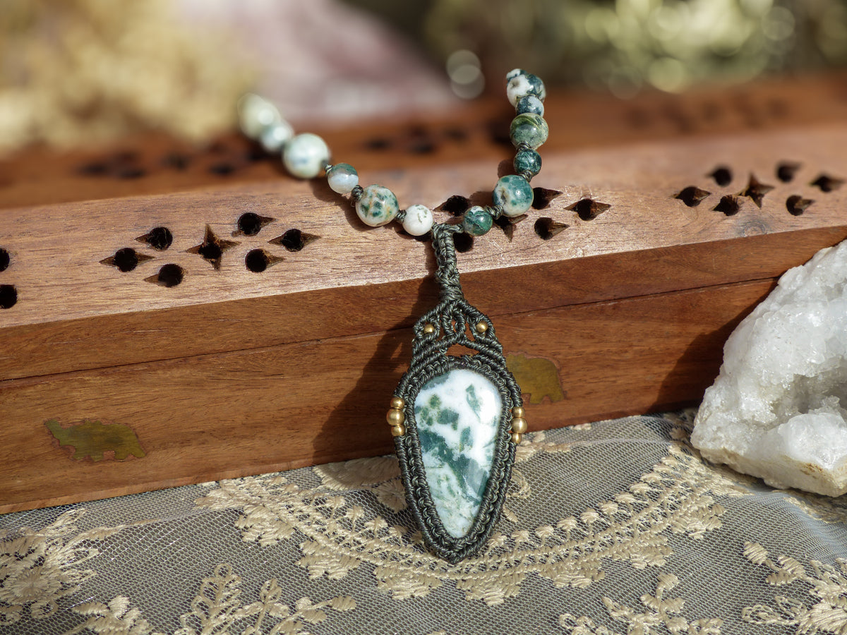 Forest Essence - Baumachat Kette